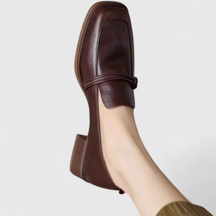 Millea Ortopediske Loafers, set forfra